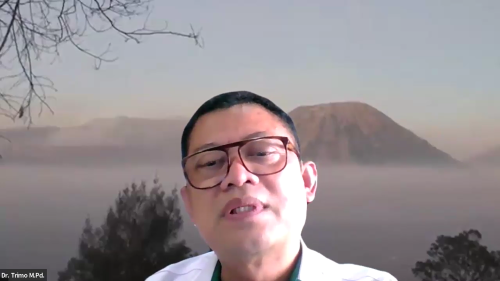 Guru Agama Hindu Diajak Berpikir Transformatif