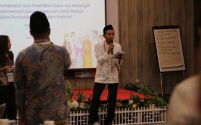Fasilitator LKLB Memberdayakan dan Membangun Kesadaran